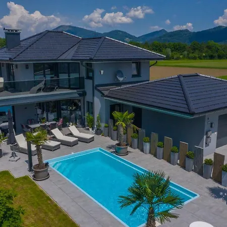 Luxurioese Penthaus Anif